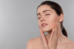 Double Chin Liposuction vs. Neck Lift: What Should You Know?
