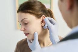 How to Choose the Right Ear Cosmetic Surgeon