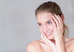 How Does Fractional CO2 Laser Treatment Improve Skin Texture?