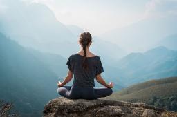 Healing Anxiety Through Lifestyle and Mindfulness.