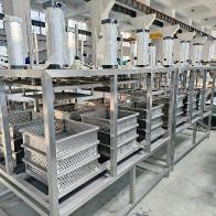 How does a cheese press work?