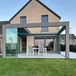 What makes a durable outdoor pergola last for years?