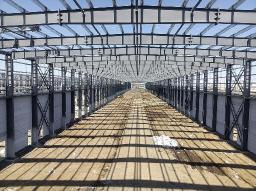 What standards should high quality steel construction meet