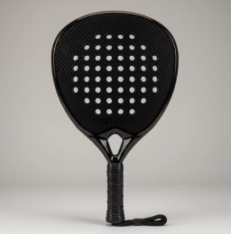 How to Select a Custom Padel Racket for Competitive Play?
